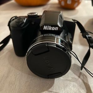 Nikon Coolpix B600 camera. Amazing condition. Battery, charger, manual, mem card